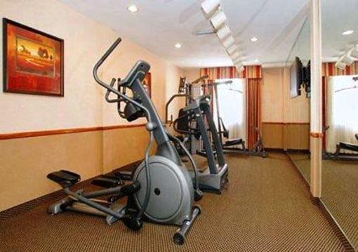 фото отеля Comfort Suites near Raymond James Stadium