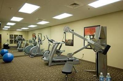 фото отеля Simmons Suites