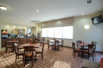 фото отеля BEST WESTERN Castlerock Inn & Suites