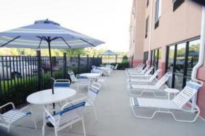 фото отеля BEST WESTERN Castlerock Inn & Suites