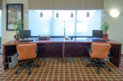 фото отеля BEST WESTERN Castlerock Inn & Suites