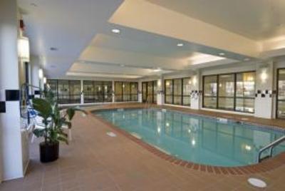фото отеля BEST WESTERN Castlerock Inn & Suites