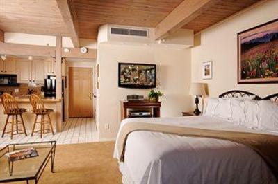 фото отеля Aspen Square Hotel