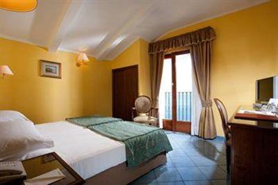 фото отеля Imperial Hotel Tramontano Sorrento