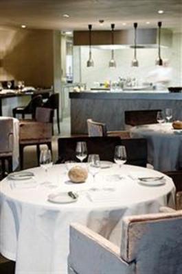 фото отеля Hotel Corona - Hampshire Classic