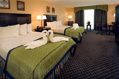 фото отеля Embassy Suites Miami International Airport