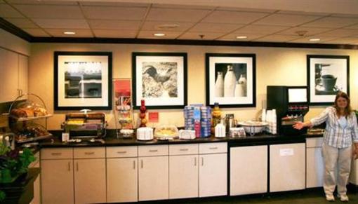 фото отеля Hampton Inn and Suites Bethlehem