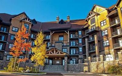 фото отеля Glacier Mountaineer Lodge