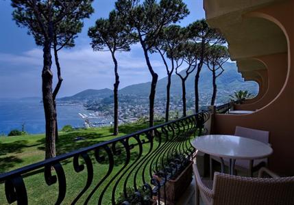 фото отеля Albergo San Montano