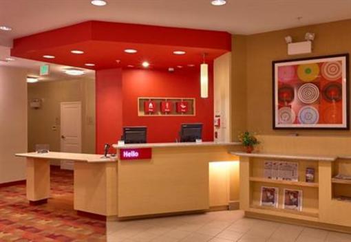 фото отеля TownePlace Suites Elko
