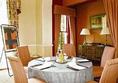 фото отеля Coulsdon Manor Hotel London