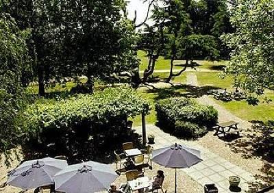 фото отеля Coulsdon Manor Hotel London