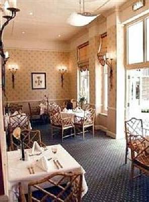 фото отеля Coulsdon Manor Hotel London