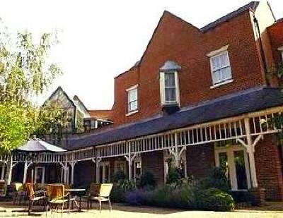 фото отеля Coulsdon Manor Hotel London