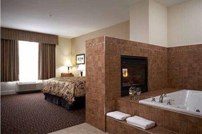 фото отеля Comfort Inn & Suites Surrey