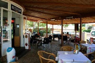 фото отеля Apartamentos Sol Ponent Menorca