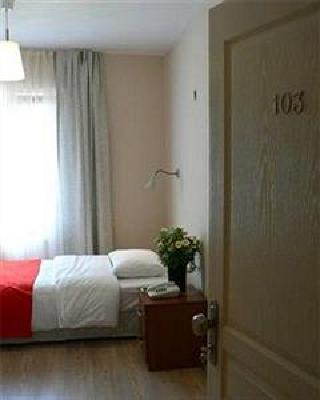 фото отеля Hotel Crowded House