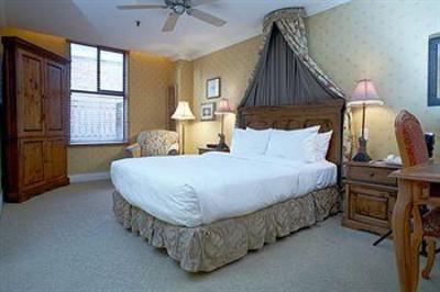 фото отеля Dalton Hotel & Suites