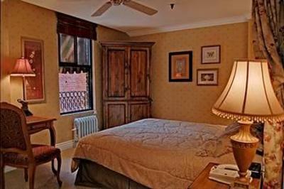 фото отеля Dalton Hotel & Suites