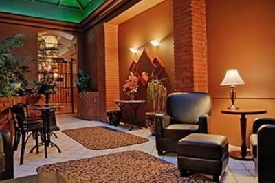 фото отеля Dalton Hotel & Suites