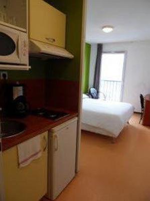 фото отеля Teneo Suites Talence