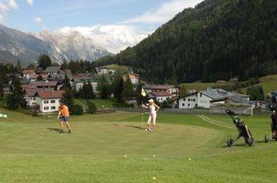 фото отеля Hotel Tyrol Sankt Anton am Arlberg