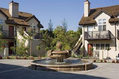 фото отеля Harvest Inn Saint Helena