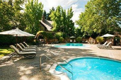 фото отеля Harvest Inn Saint Helena