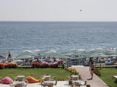 фото отеля Bona Dea Beach