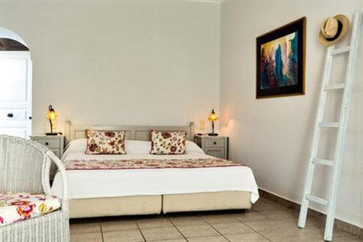 фото отеля Pantheon Deluxe Villas
