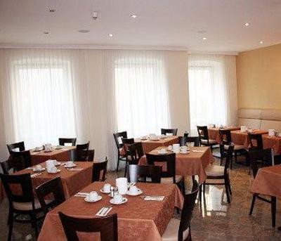 фото отеля Lucia Hotel