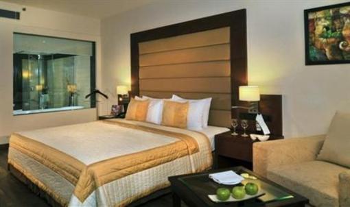 фото отеля Country Inn & Suites Gurgaon Sector 12