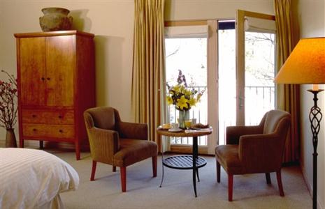 фото отеля The Southbridge Inn Saint Helena