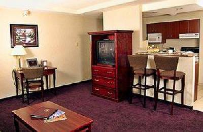 фото отеля Regency Suites Calgary