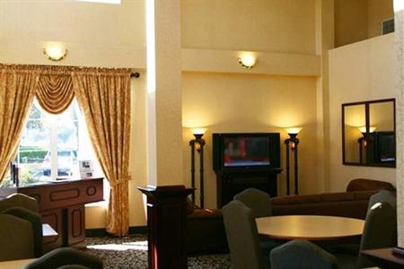 фото отеля Hampton Inn Orlando/Lake Buena Vista