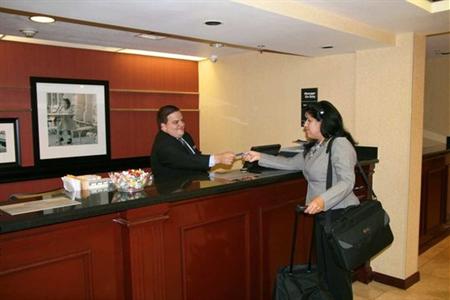 фото отеля Hampton Inn Orlando/Lake Buena Vista