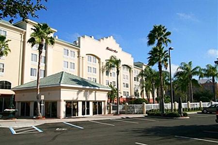 фото отеля Hampton Inn Orlando/Lake Buena Vista