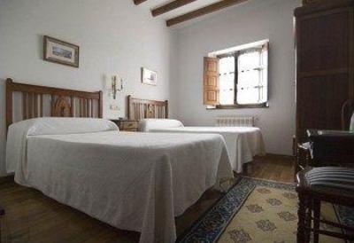 фото отеля Hotel Posada San Telmo Santillana del Mar