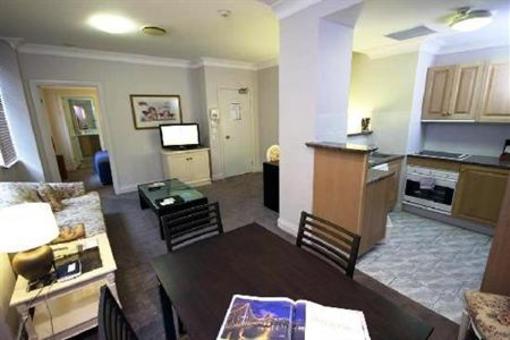 фото отеля Manor Apartment Hotel