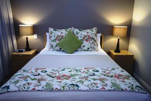фото отеля Manor Apartment Hotel