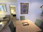 фото отеля Manor Apartment Hotel