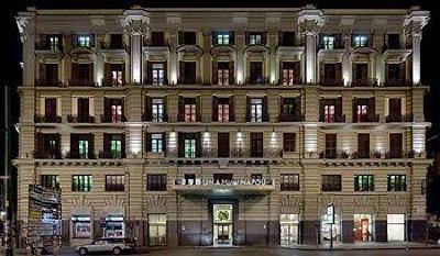 фото отеля Una Hotel Napoli