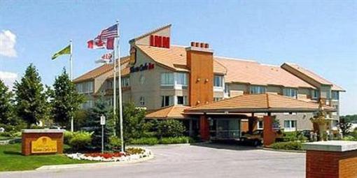 фото отеля Monte Carlo Inn Oakville Suites