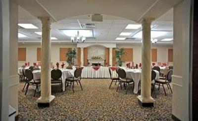фото отеля Monte Carlo Inn Oakville Suites