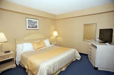 фото отеля Monte Carlo Inn Oakville Suites