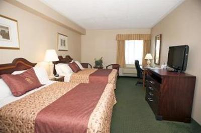 фото отеля Monte Carlo Inn Oakville Suites