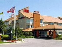 Monte Carlo Inn Oakville Suites