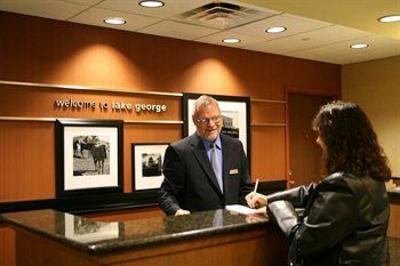 фото отеля Hampton Inn & Suites Lake George