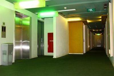фото отеля Sparks Hotel Jakarta
