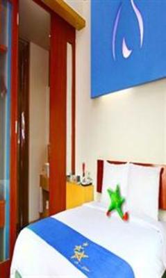 фото отеля Sparks Hotel Jakarta